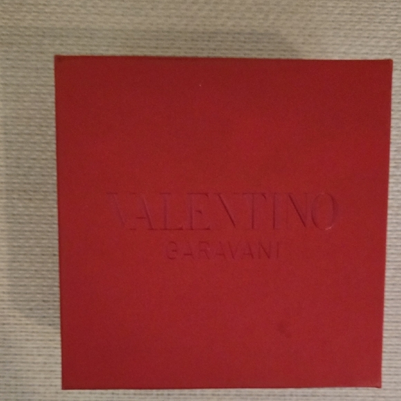 Valentino Tan Leather Belt - Picture 2 of 6